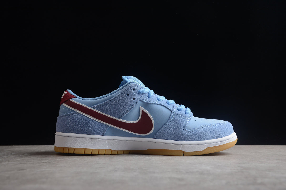 Nike SB Dunk Low Philadelphia Phillies 