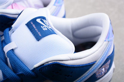 Born x Raised x Nike SB Dunk Low Weiß Blau 