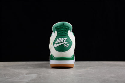 Nike Air Jordan 4 Pine Green Türkis