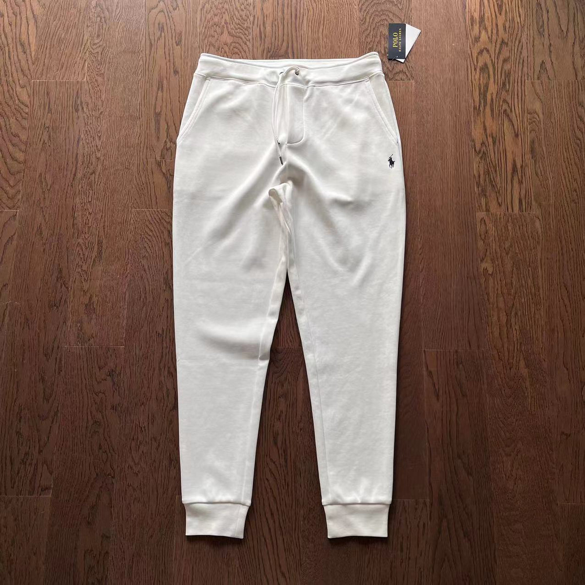 Neuer Basic-Anzug von Ralph Lauren 