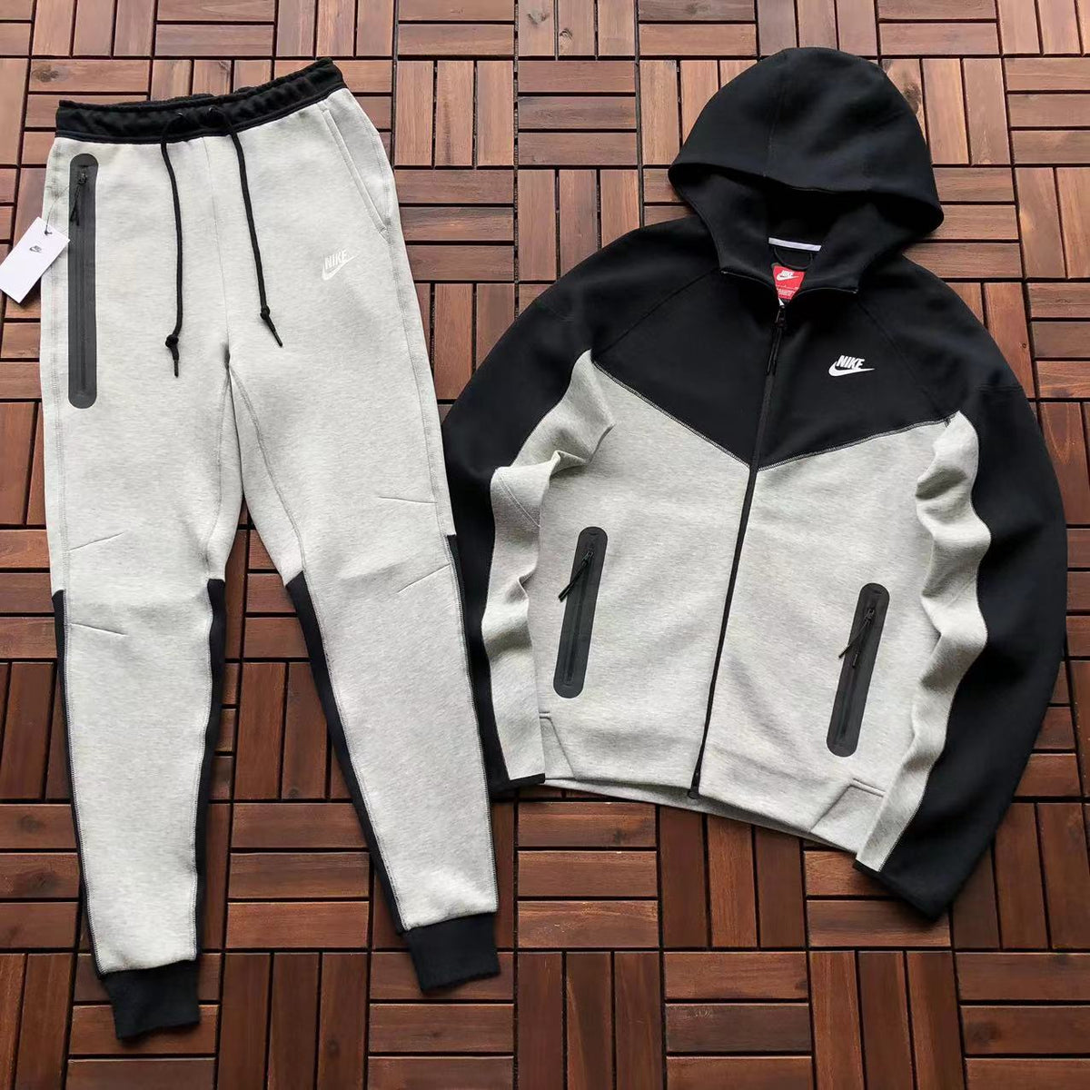 Tuta Nike Techfleece Nuova Stagione