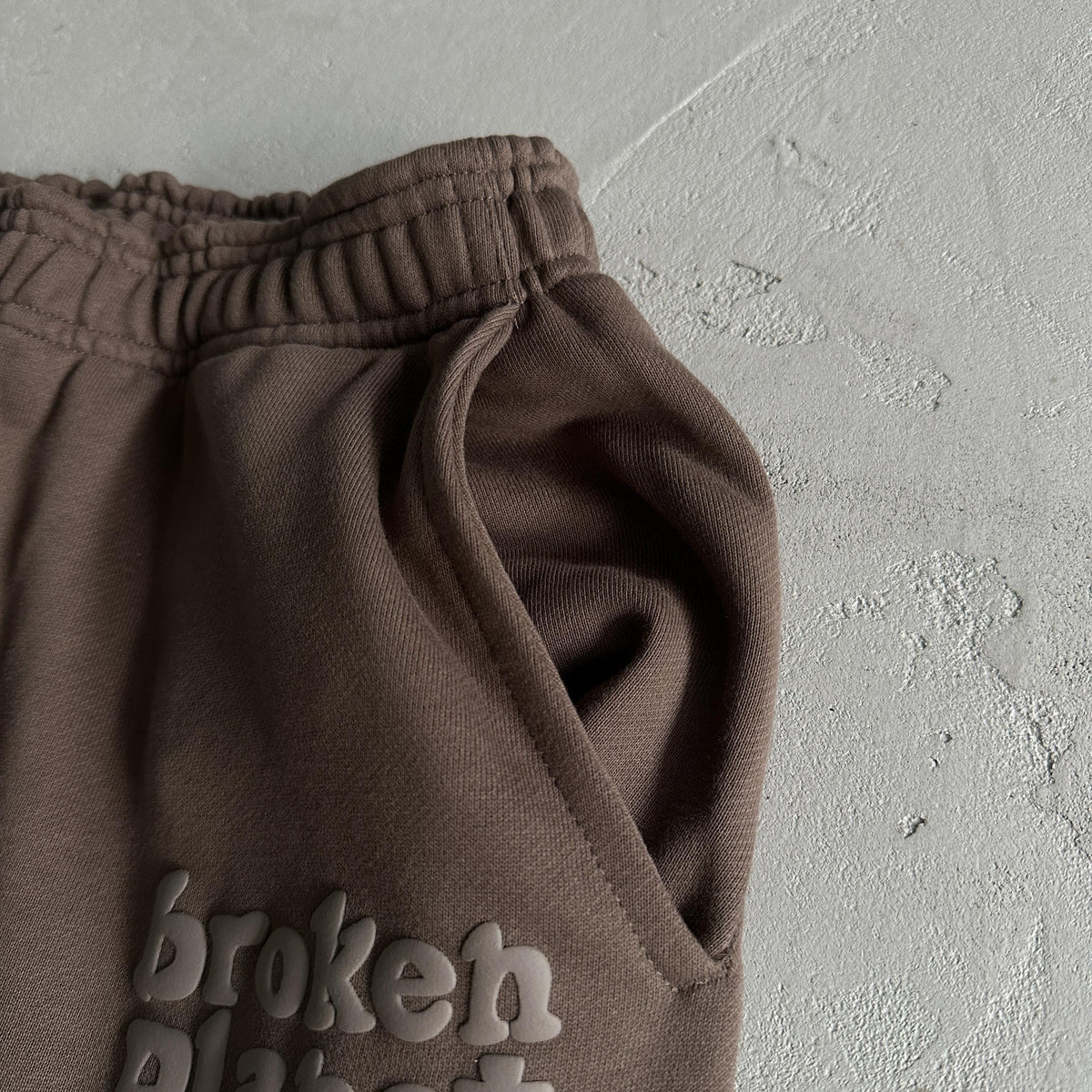 Broken P Granite Base Suit