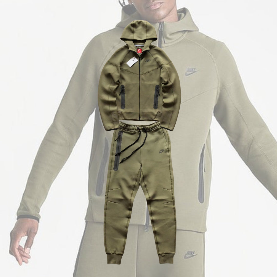 Nike Techfleece Anzug Neue Saison