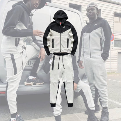 Tuta Nike Techfleece Nuova Stagione