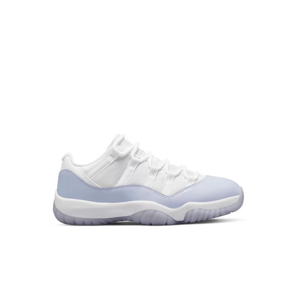 Air Jordan 11 Low „Pure Violet“ 
