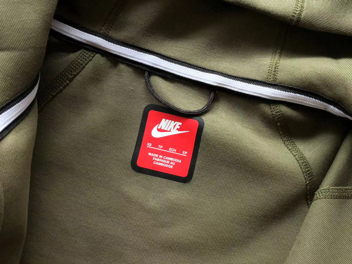 Nike Techfleece Anzug Neue Saison