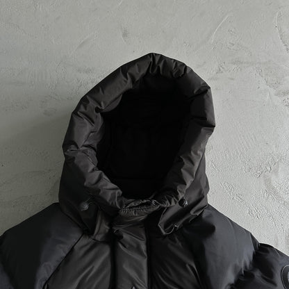 Giacca imbottita Trapstar Decoded Arch nera 