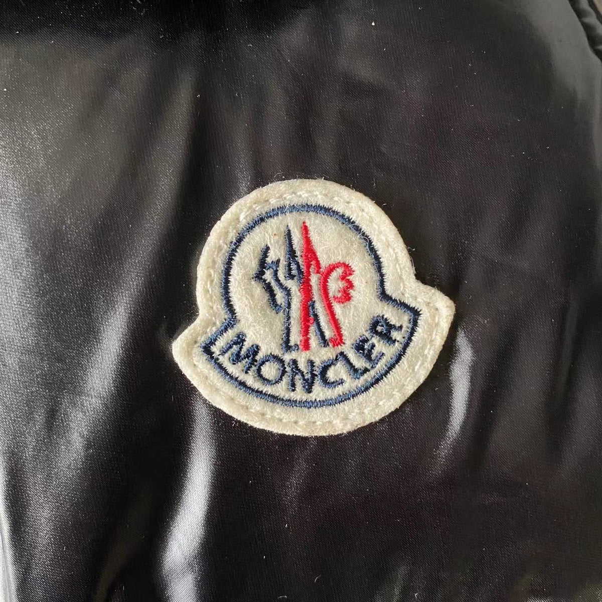 Moncler Pufferjacke Maya 