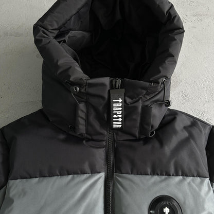 Trapstar Decoded Arch Pufferjacke Schwarz Grau 
