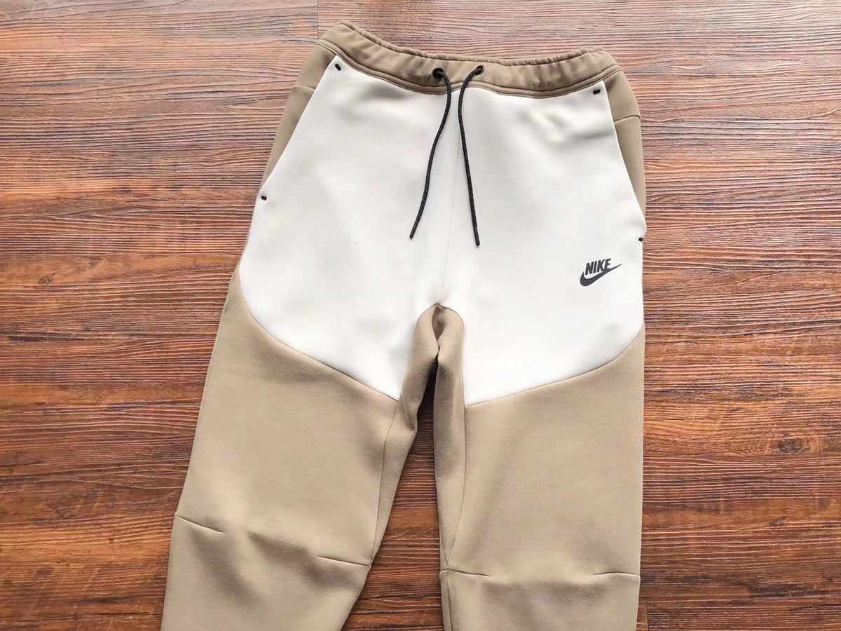 Nike Sportswear Techfleece-Anzug 