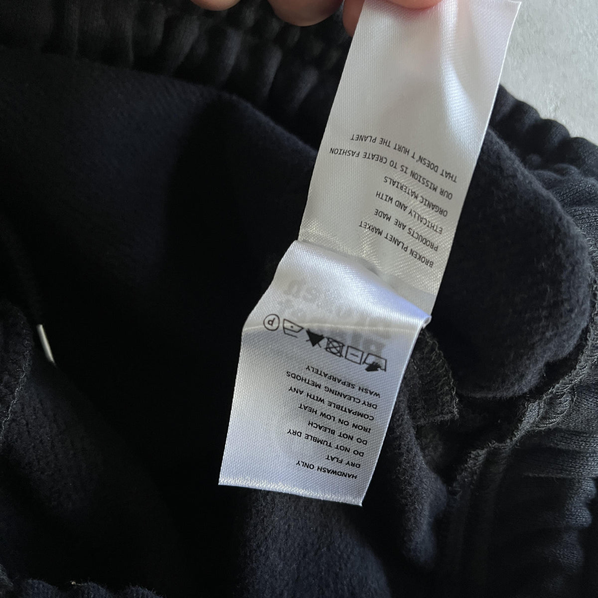 Pantaloni della tuta a gamba dritta Broken Planet neri 