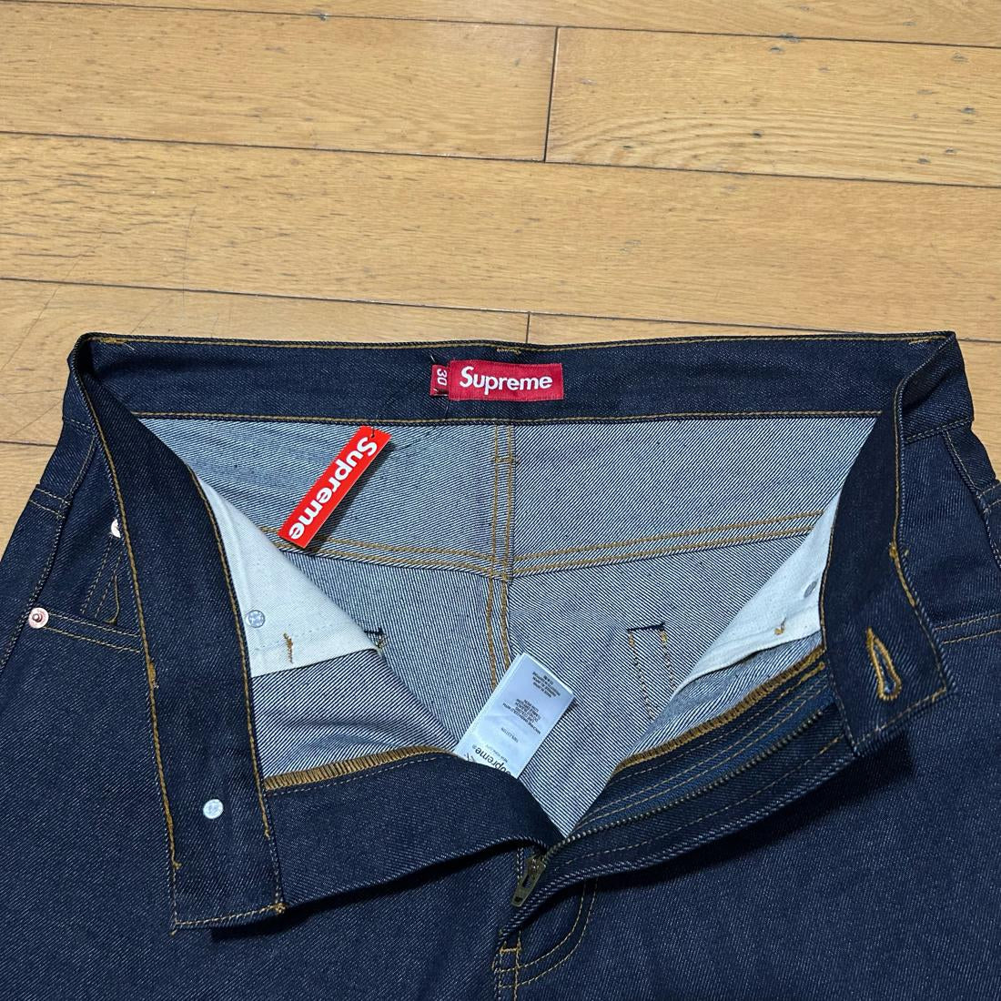 Pantaloncini di jeans larghi Supreme