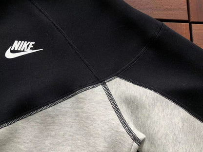 Tuta Nike Techfleece Nuova Stagione