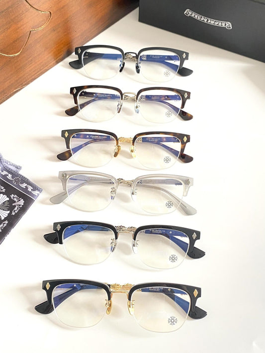Brille mit verchromten Herzen
