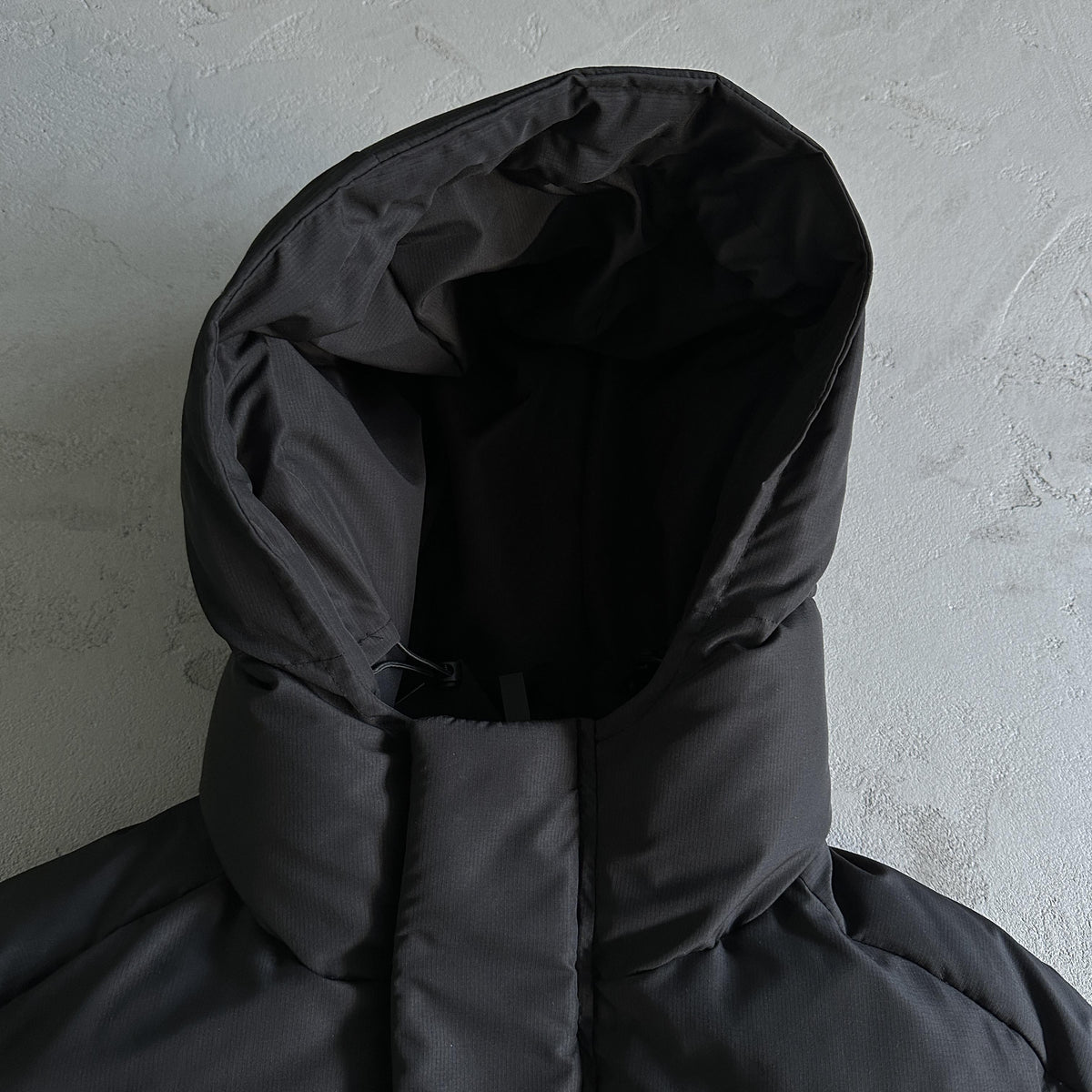 Giacca imbottita con cappuccio Trapstar Decoded 2.0 Nero / Infrarosso 