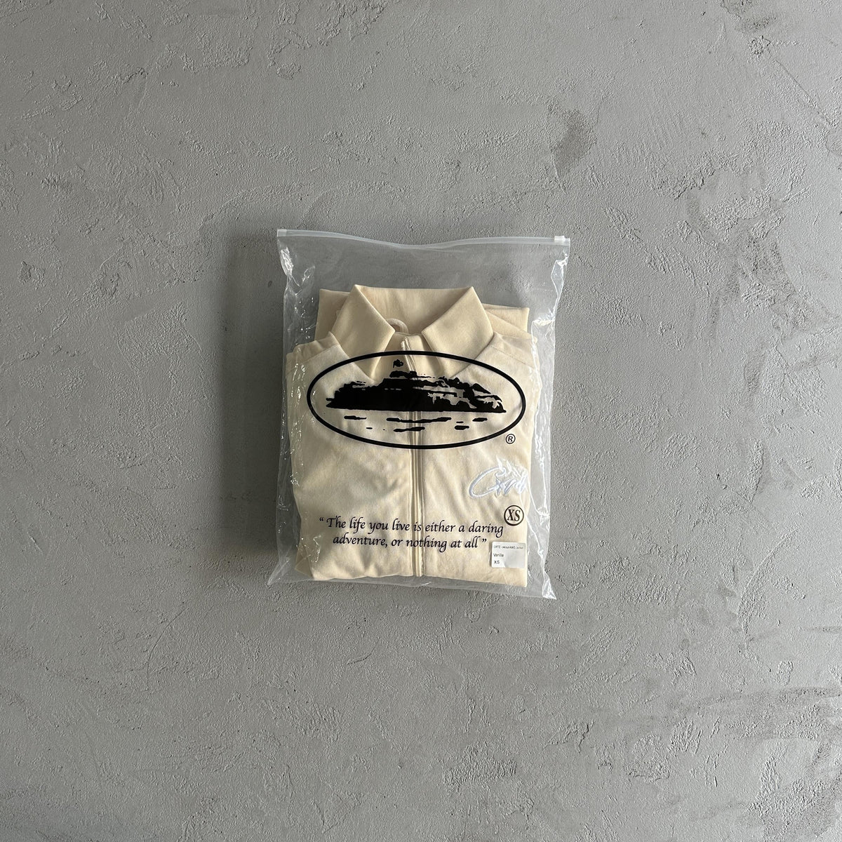 Corteiz Velvet Trackset Creme 