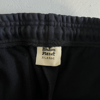 Pantaloni della tuta a gamba dritta Broken Planet neri 