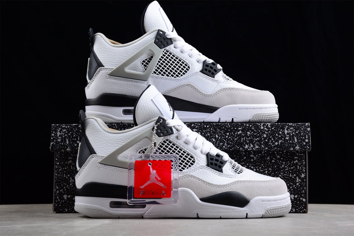 Air Jordan 4 Nero Militare 