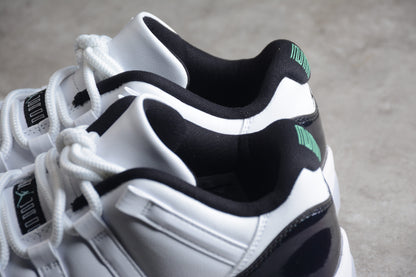 Air Jordan 11 Low "Pasqua" 