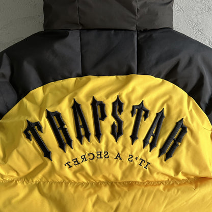 Trapstar Decoded Arch Pufferjacke Schwarz Gelb 