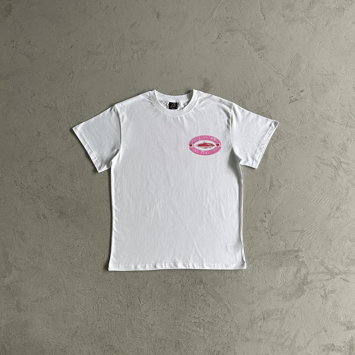 Corteiz T-Shirt Fuck Around und finden Sie heraus 