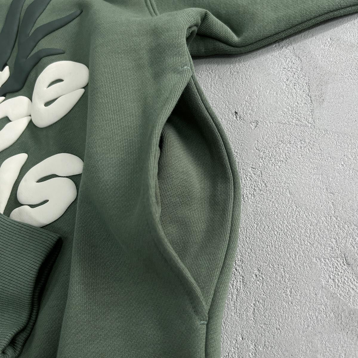 Hoodie mit Weltraumpfaden von Broken Planet 
