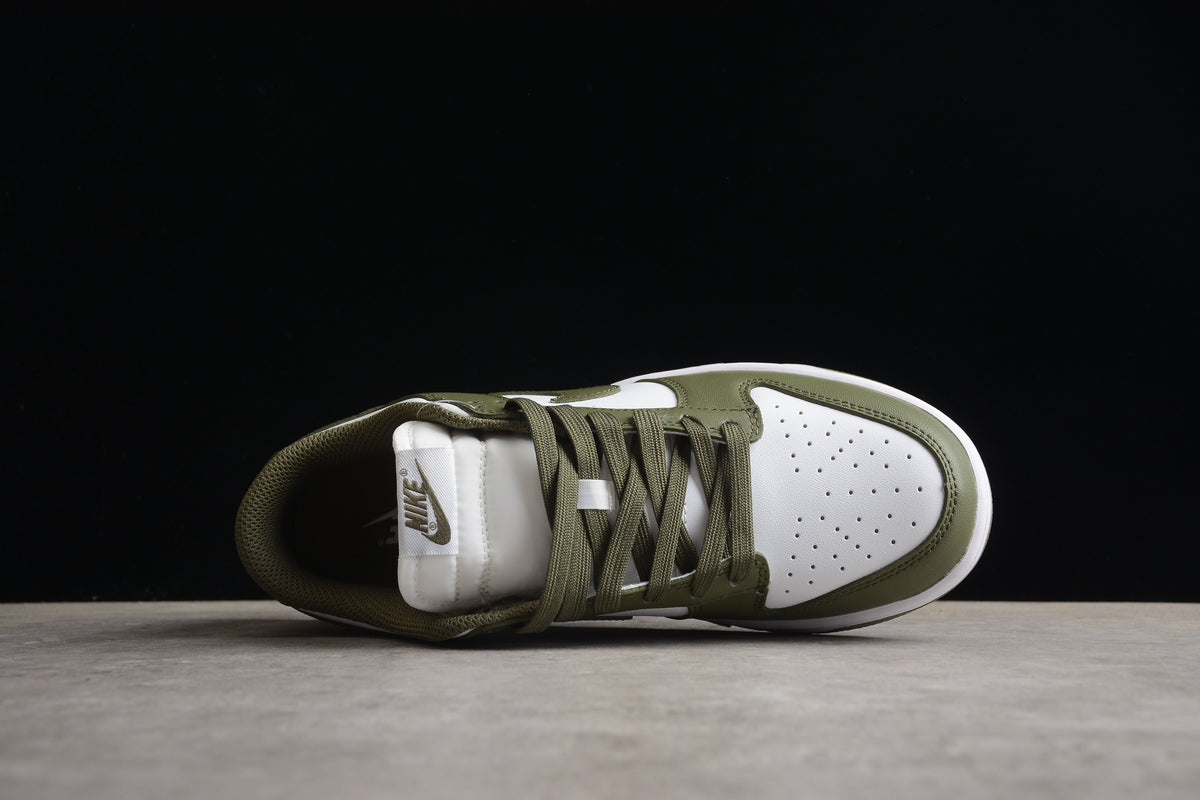 Nike Dunk Low Mitteloliv 