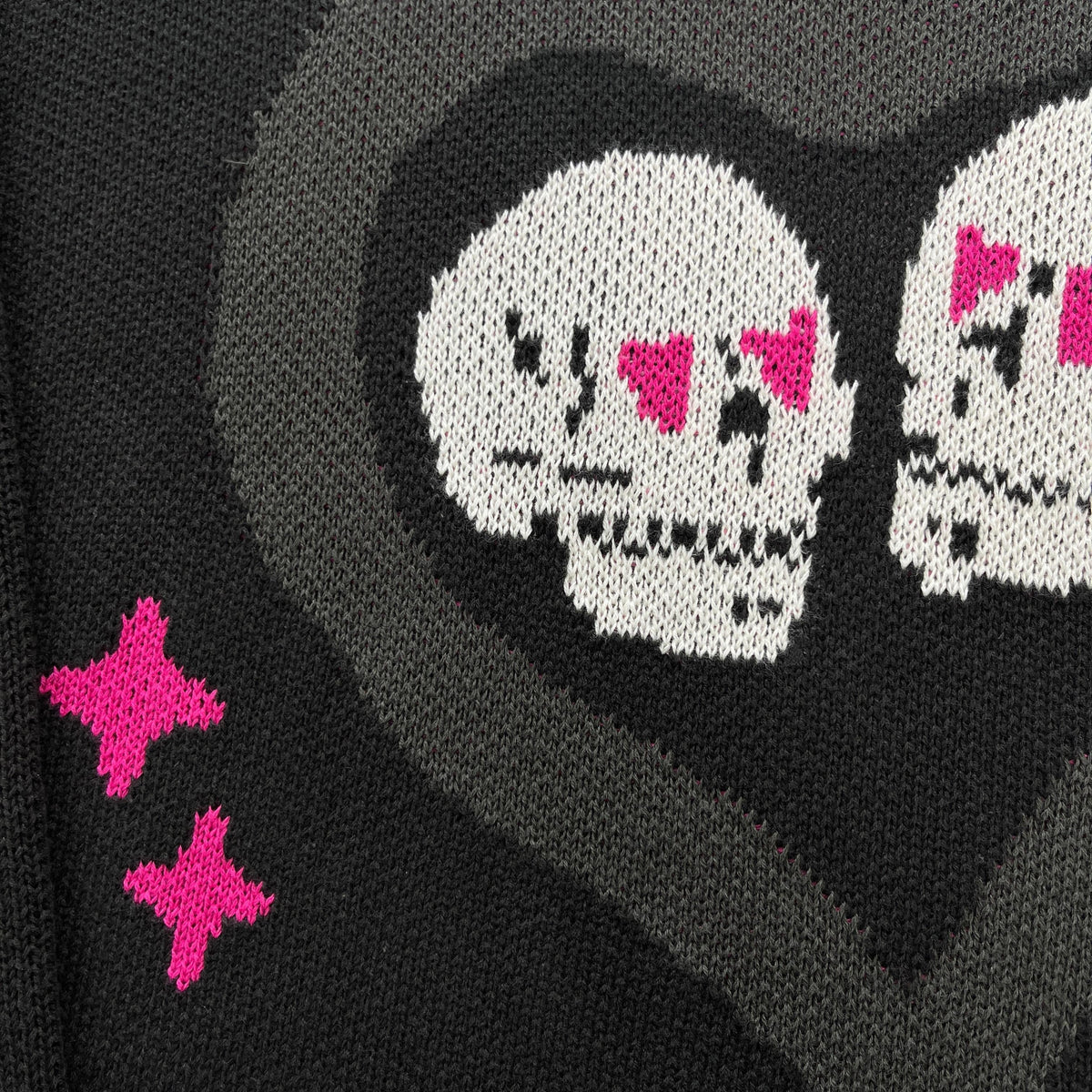 Maglione a forma di cuore con teschio di Broken Planet