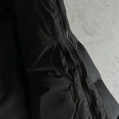 Giacca imbottita Trapstar Decoded Arch nera 