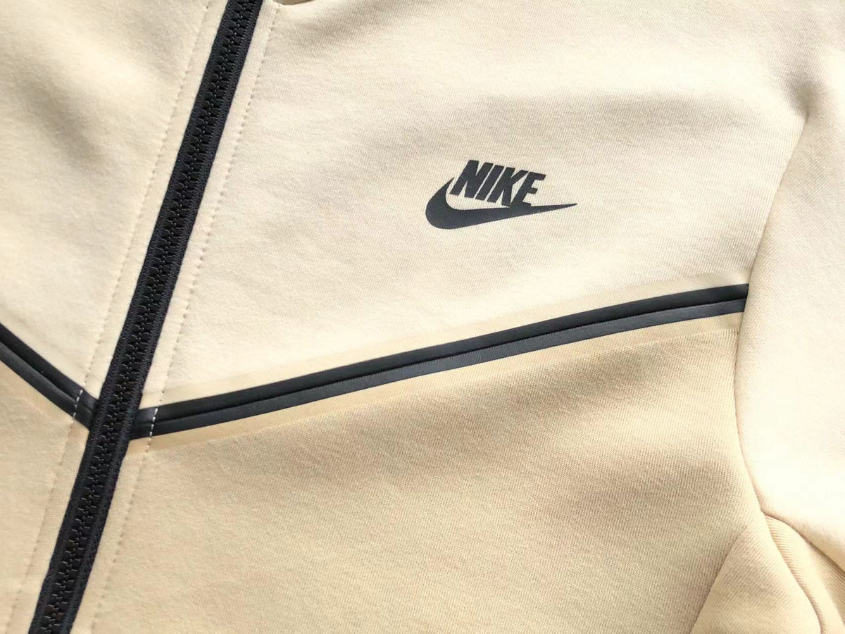 Tuta Nike Sportswear Techfleece 