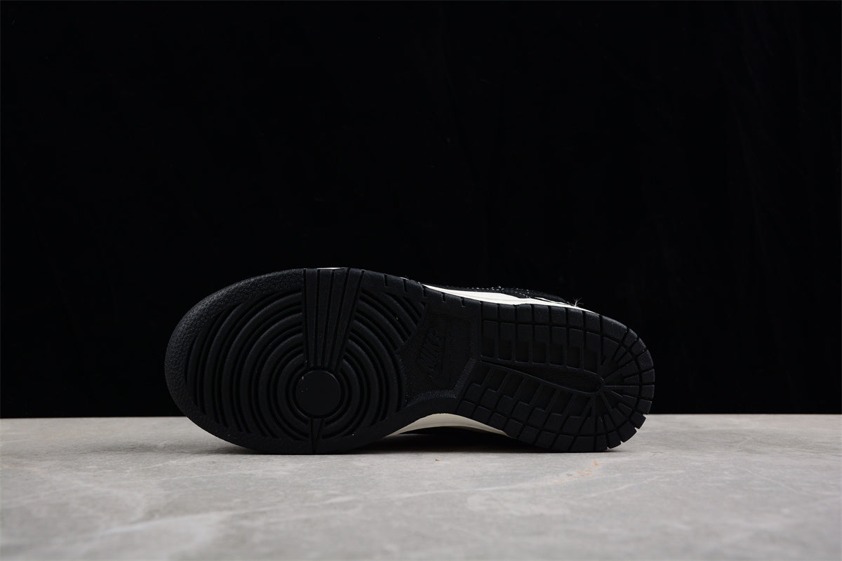 Nike Dunk Low Schwarzer Schläger 