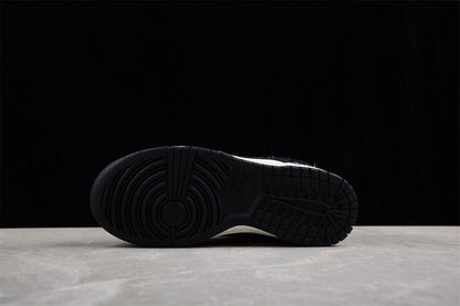 Nike Dunk Low Schwarzer Schläger 