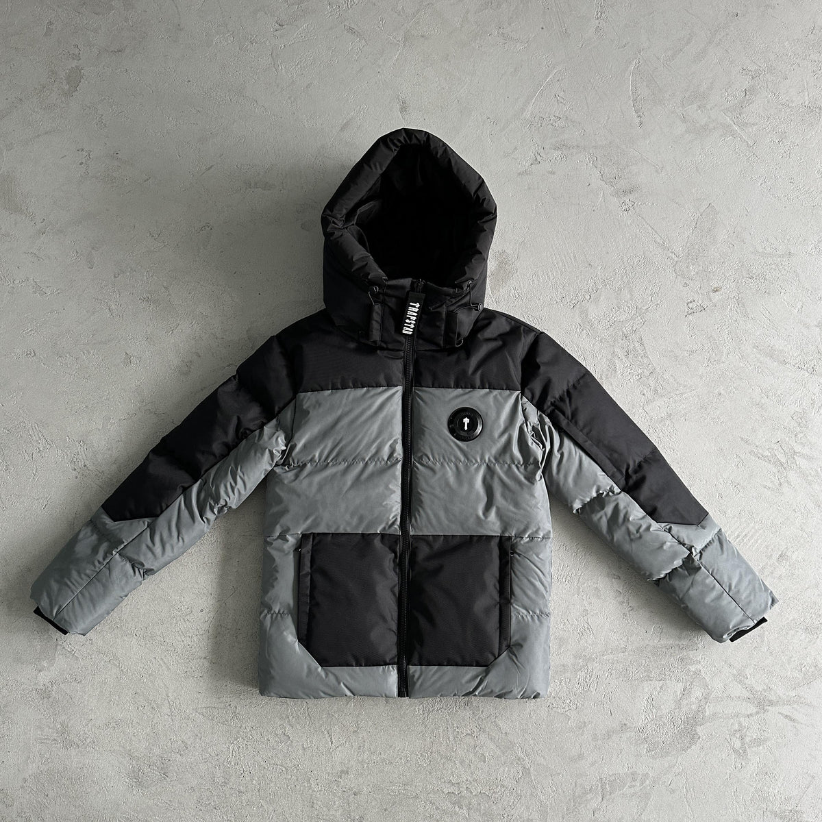 Trapstar Decoded Arch Pufferjacke Schwarz Grau 