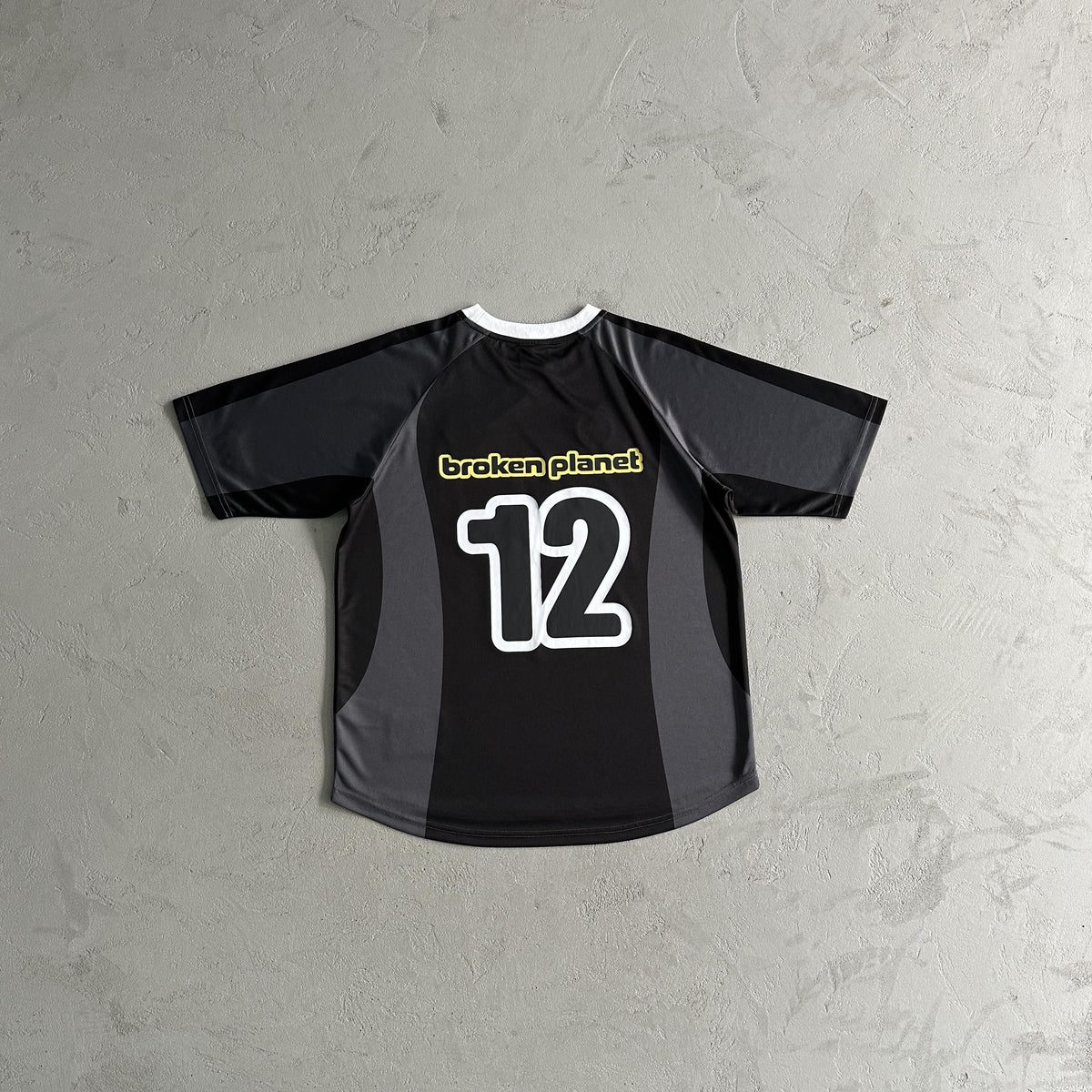 Broken Planet Fußball T-Shirt 