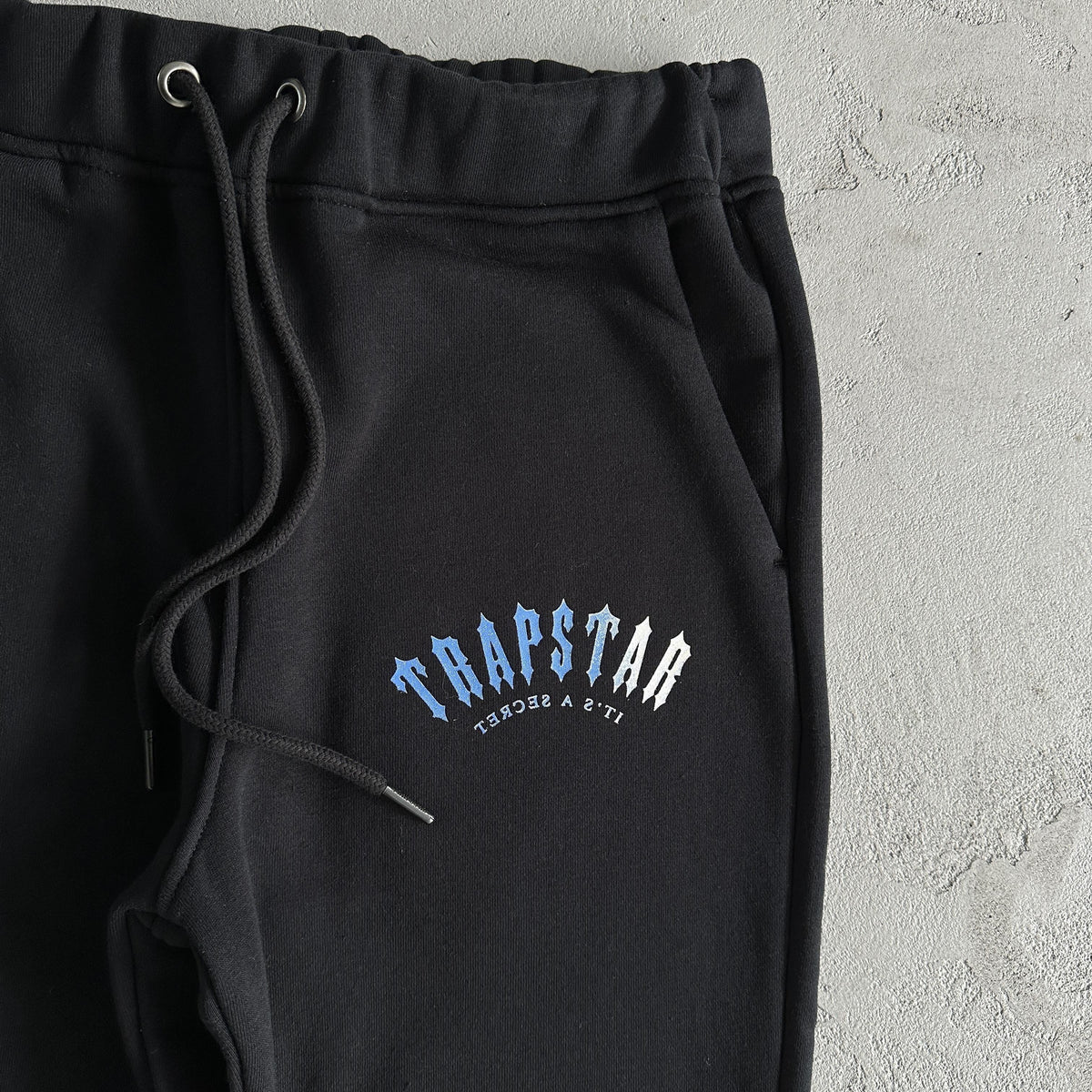 Trapstar Trainingsanzug Arch Fade 