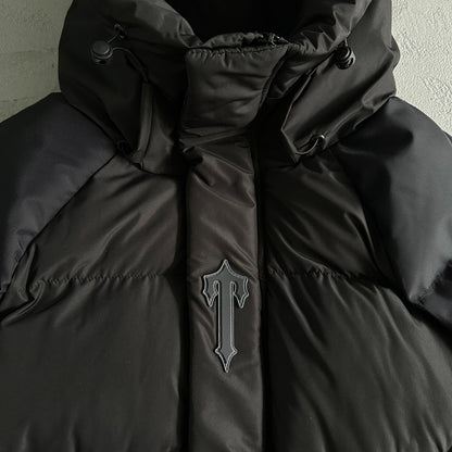 Giacca imbottita Trapstar Decoded Arch nera 