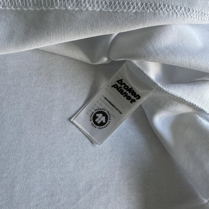 Gebrochener Planet für immer deins Tshirt 