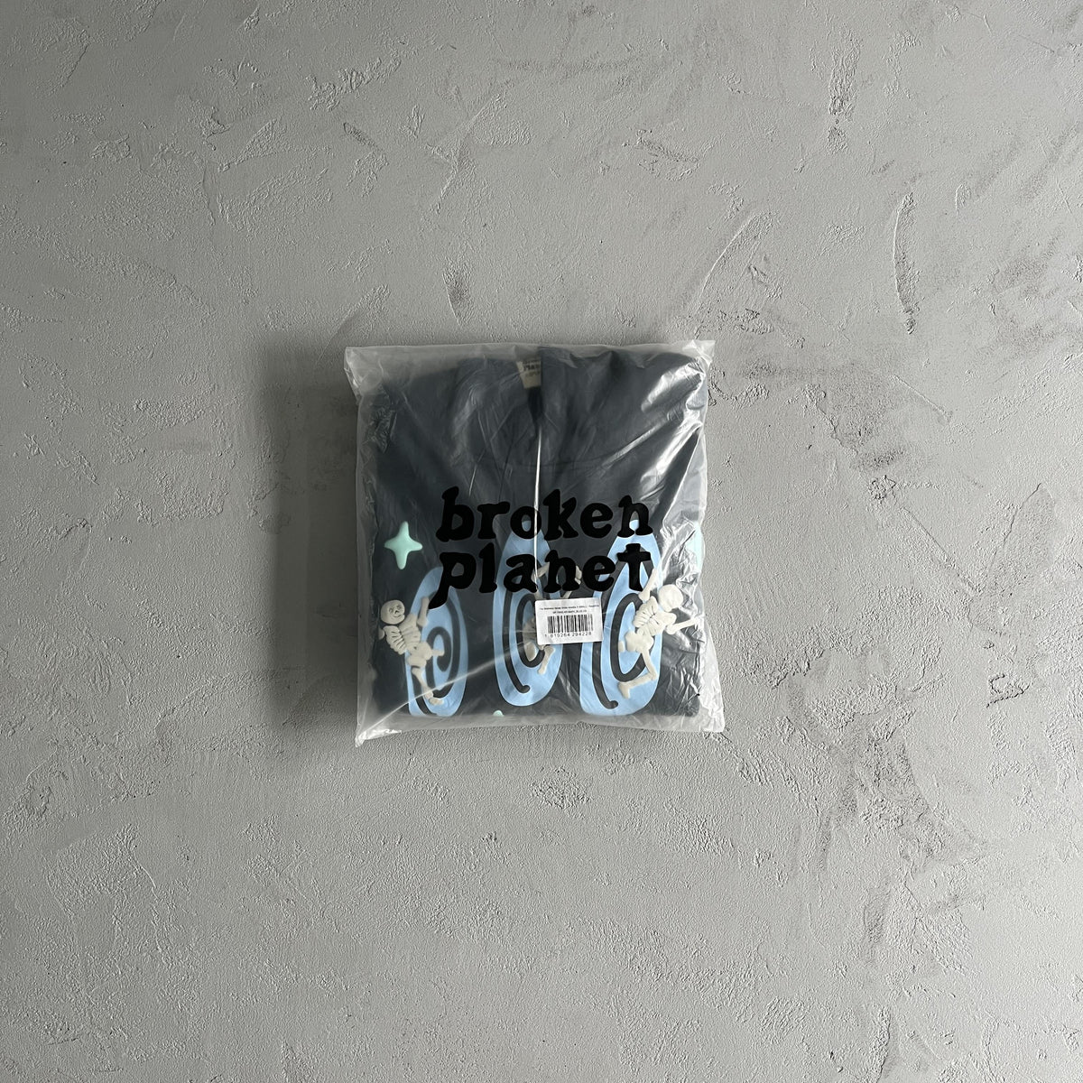 Broken Planet – Der Wahnsinn endet nie – Kapuzenpullover 