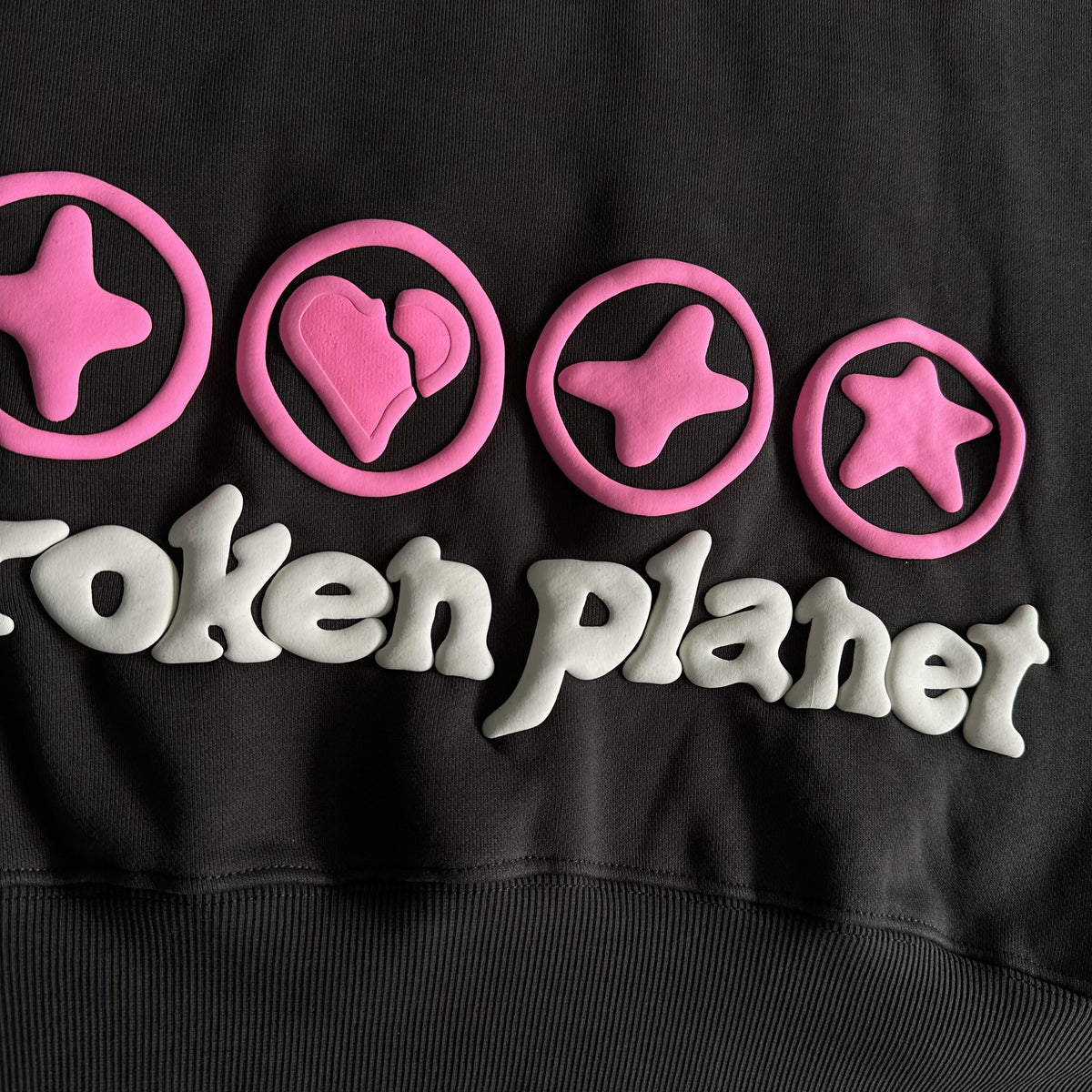 Broken Planet – Herzen sind dazu da, gebrochen zu werden – Kapuzenpullover 