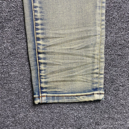 Schmale Jeans der Marke Purple Brand