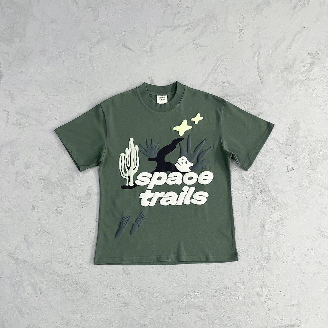 Gebrochener Planet Space Trails TShirt 