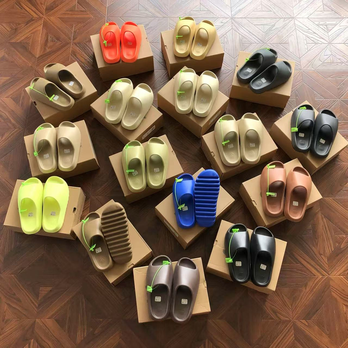 Yeezy Slide +10