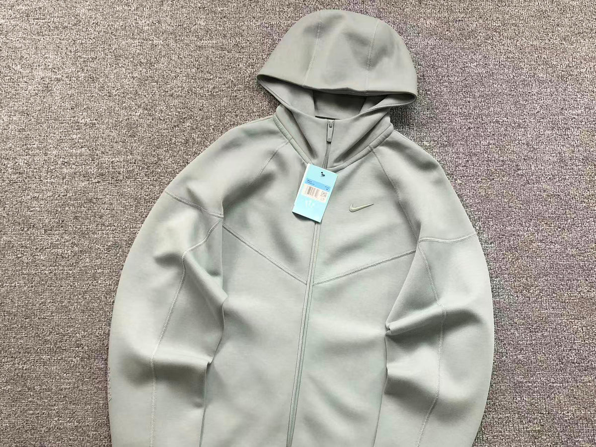 N1K Pants & Hoodie