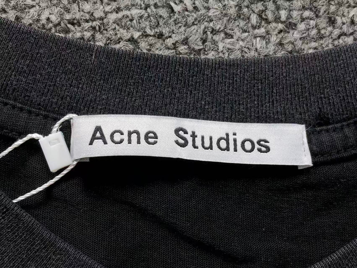 AcneStdios Tshirt