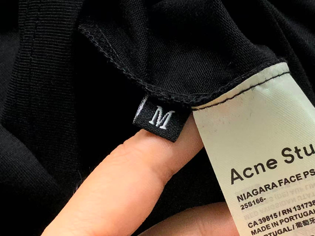 AcneStdios Tshirt