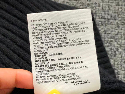 Am1 Sweater