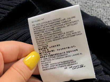 Am1 Sweater