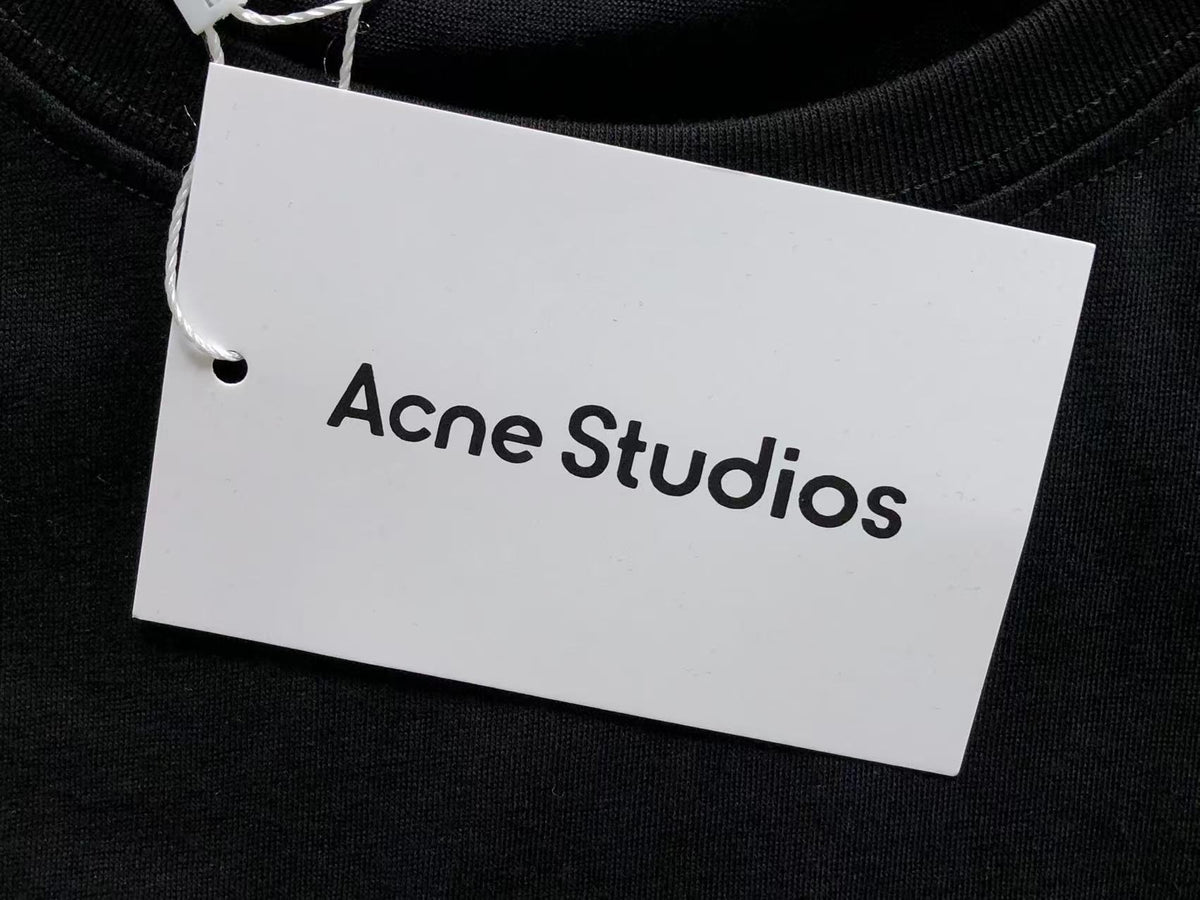 AcneStdios Tshirt Female