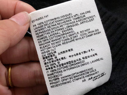 Am1 Sweater