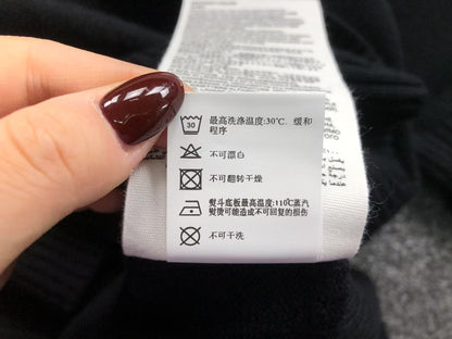 Am1 Sweater